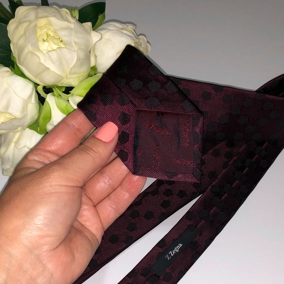 Z Zegna Tie
- Ermenegildo Zegna - Picture 9 of 17